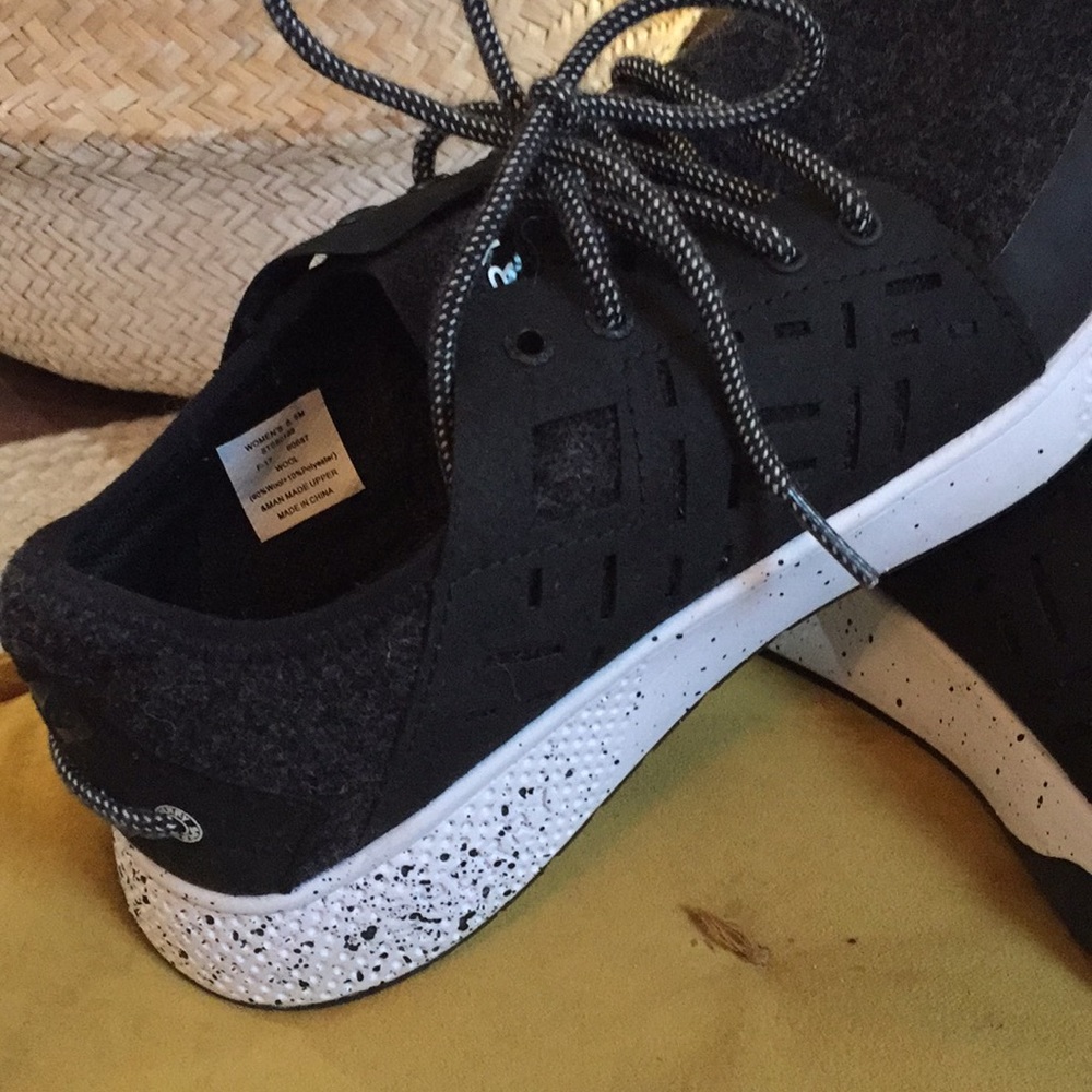 Sperry Sneakers - Picture 2 of 5